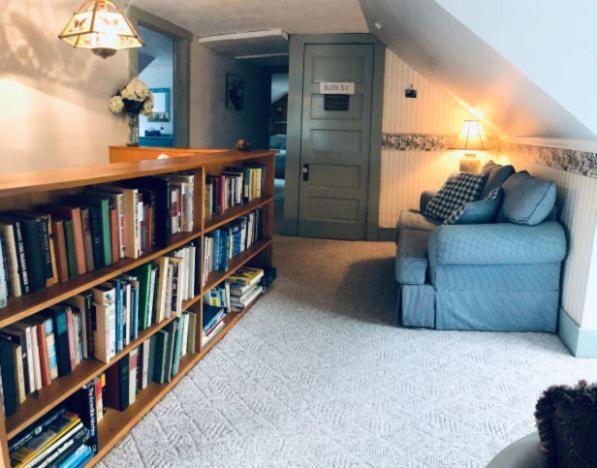 Red Sleigh Inn B&B Линкълн Екстериор снимка